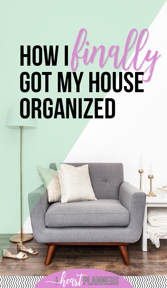 I’ve been feeling pretty frustrated that things are not as a tidy as I would prefer. From a lot of emails I get from you all, I know a lot of you feel the same way. Here's how I finally got my house organized. - www.iheartplanners.com