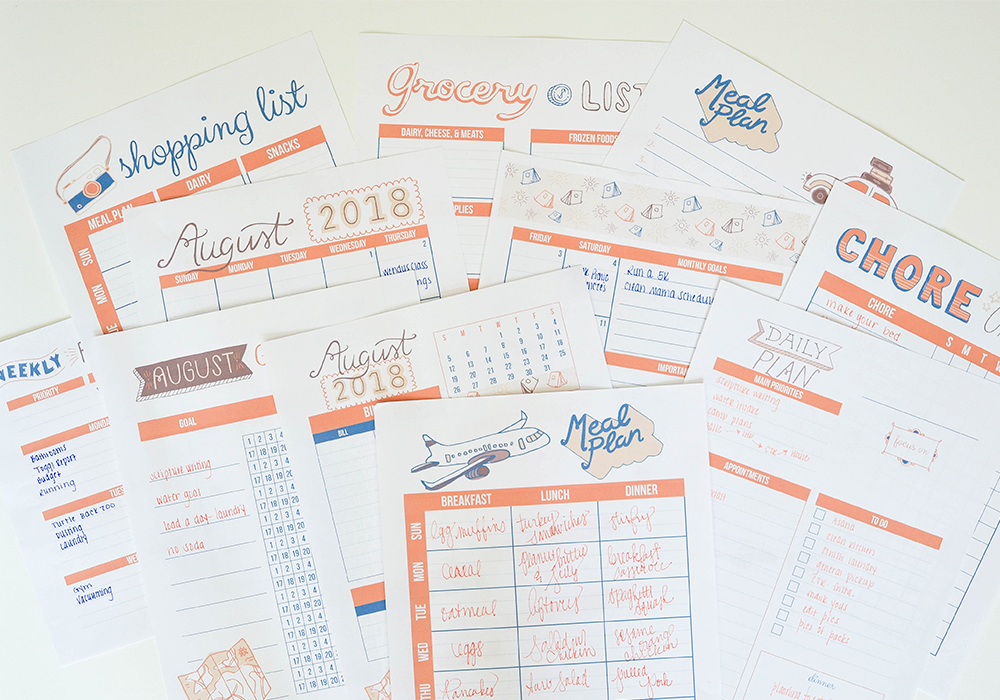 Free planner printables every month! Check out these August planner pages.