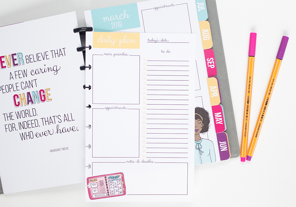 Daily planner, weekly planner, monthly planner - this custom planner is everything you need to stay organized.
